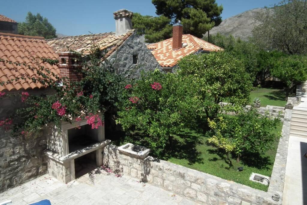 Charming Apartment For 3 Pax In Cavtat Exterior foto