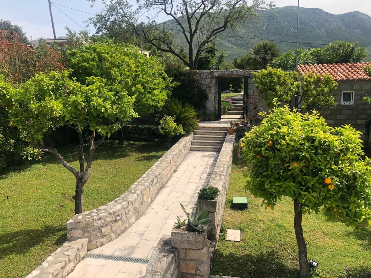 Charming Apartment For 3 Pax In Cavtat Exterior foto